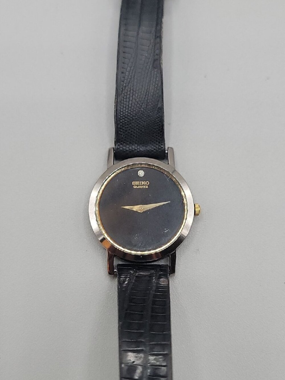 Vintage Seiko 1N00-0C99 Ultra Slim Minimalist Watch Diamond Accent 26mm 7" - Picture 12 of 16